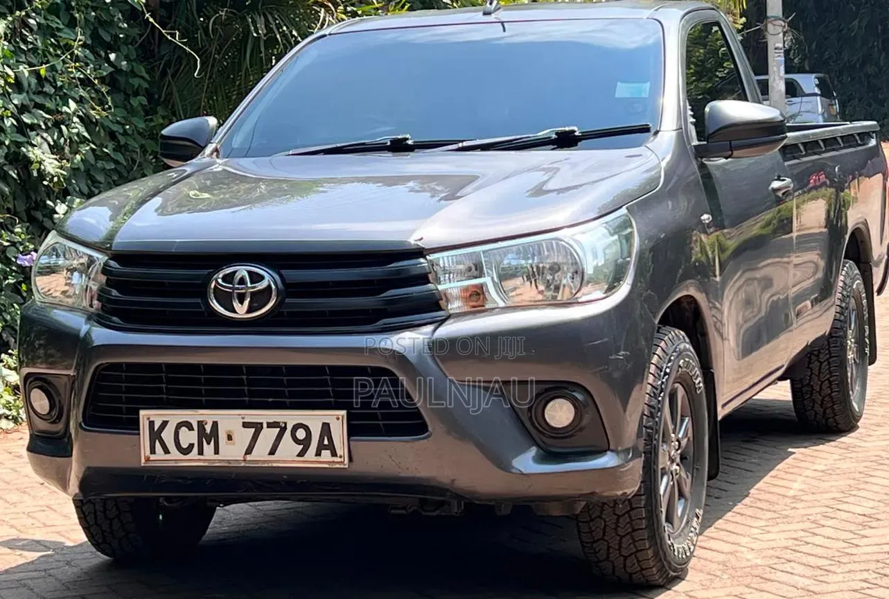 Toyota Hilux 2013