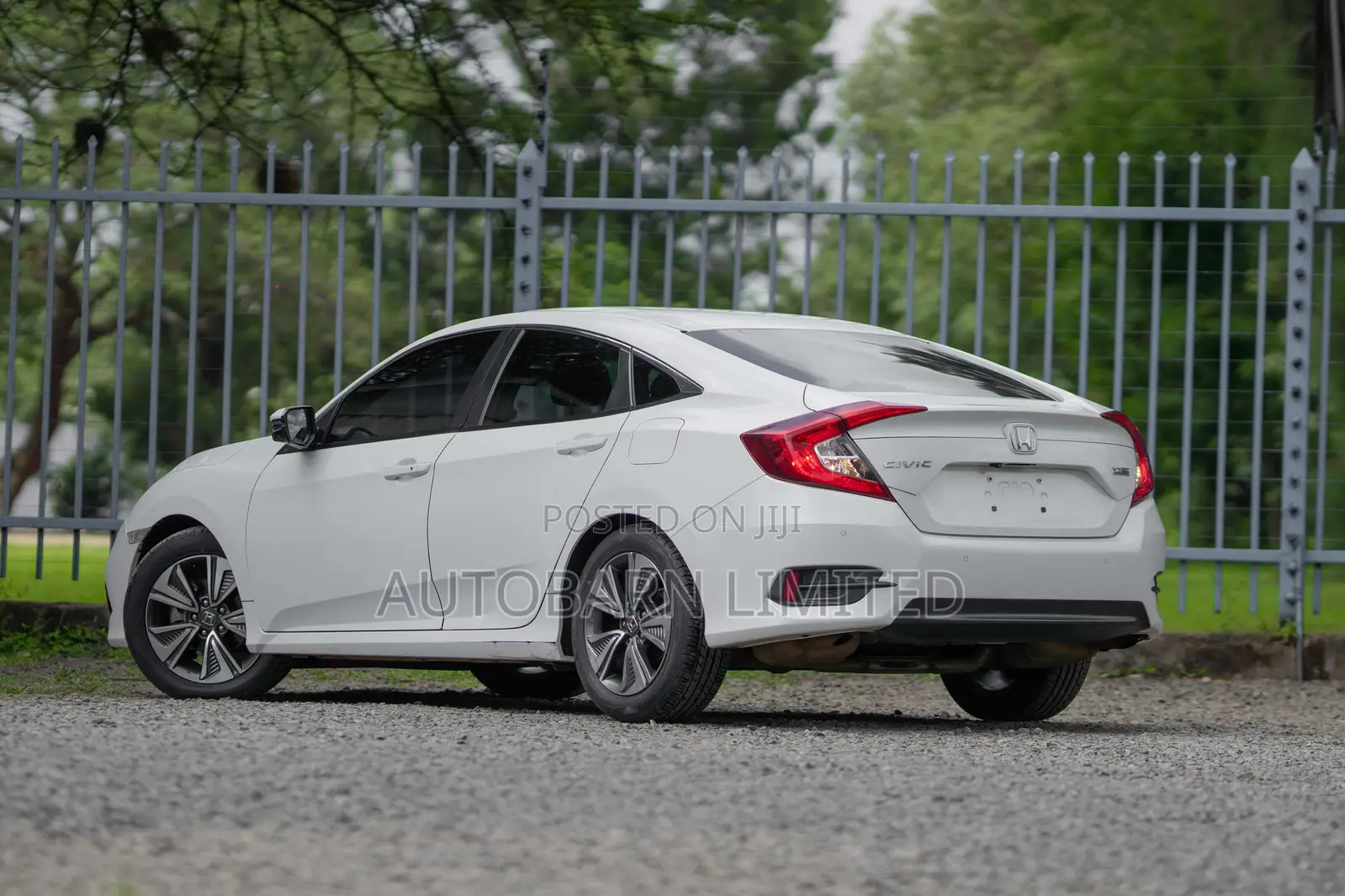 Honda Civic 2019 White