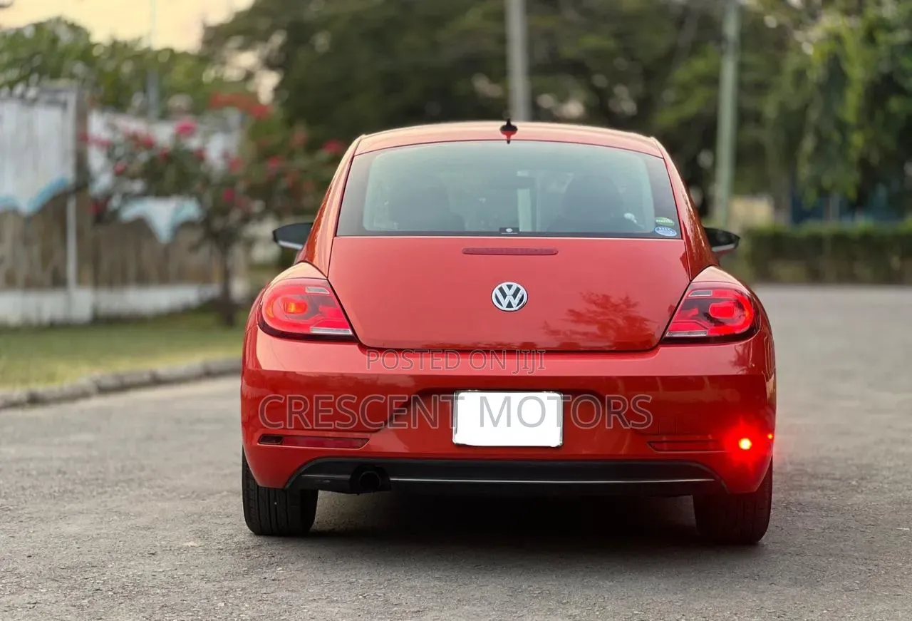 Volkswagen Beetle 2019 Red