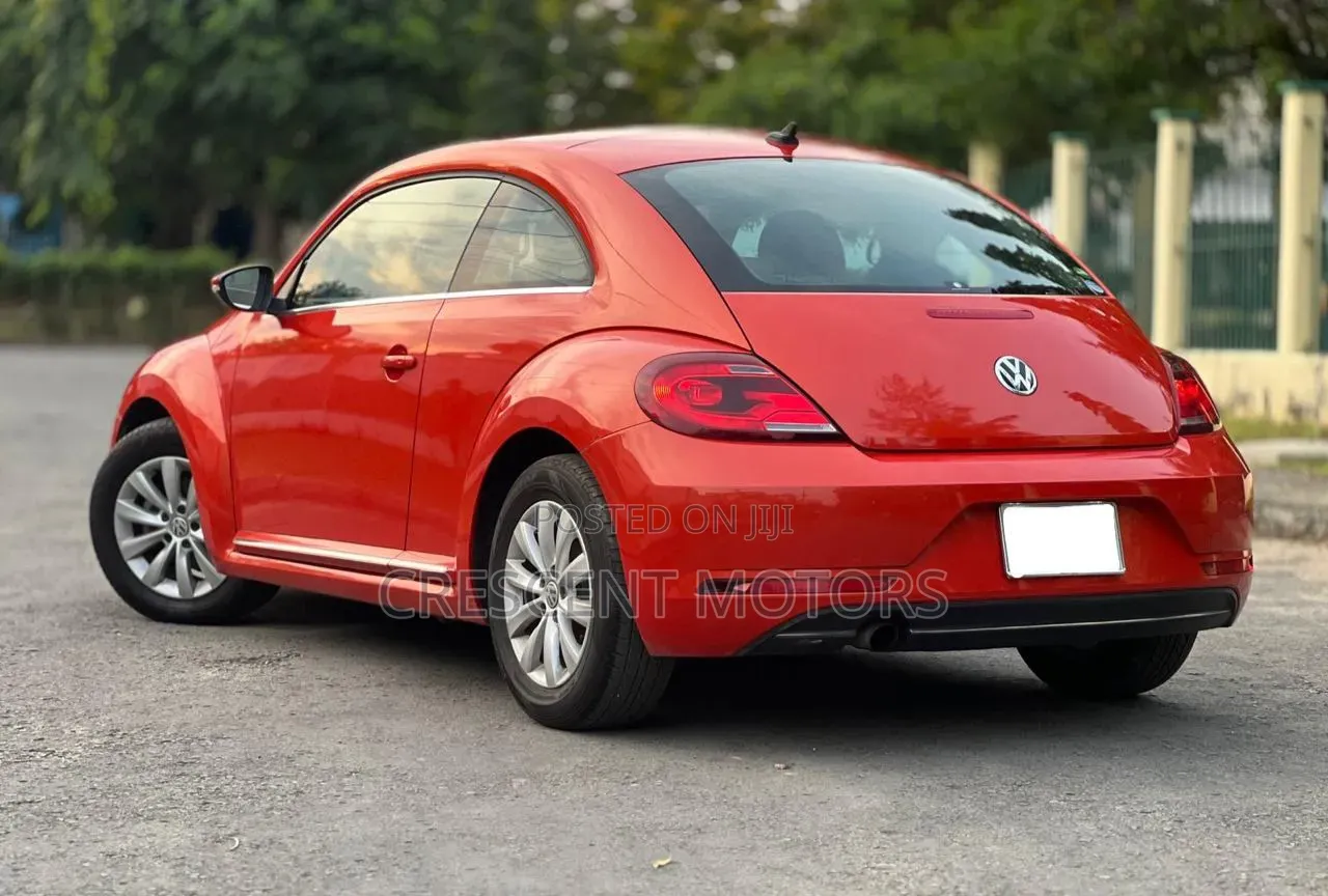 Volkswagen Beetle 2019 Red