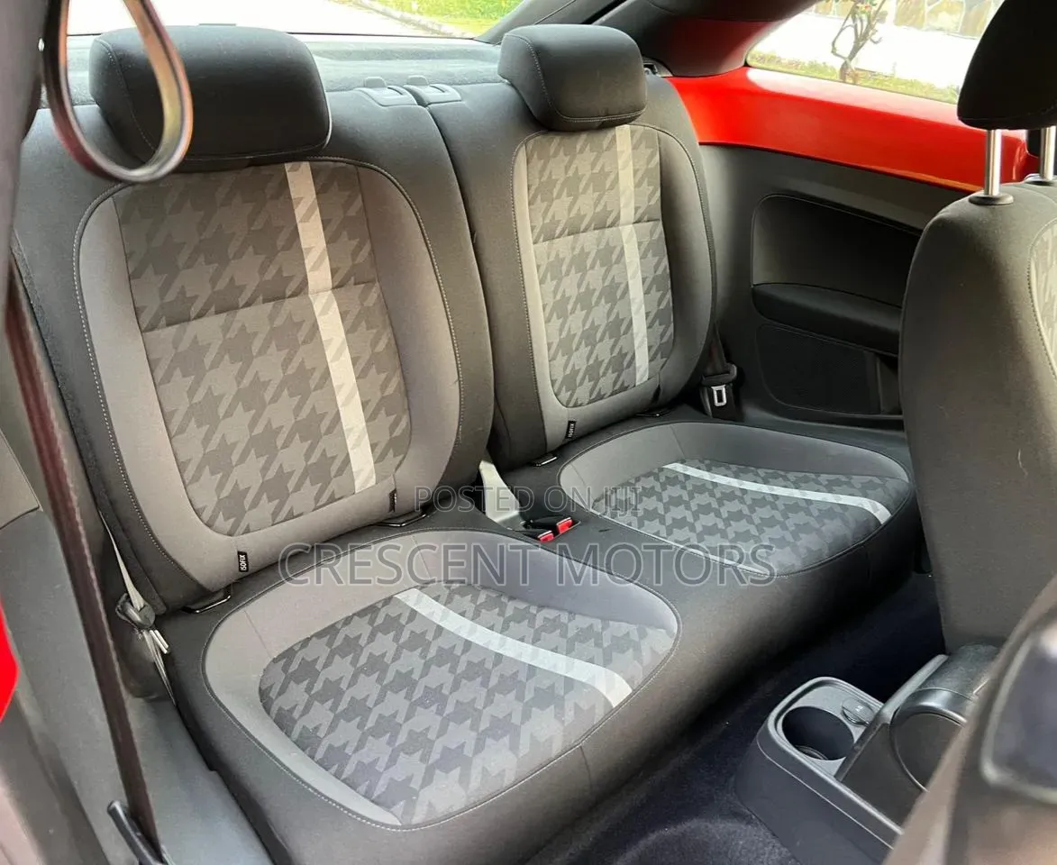 Volkswagen Beetle 2019 Red