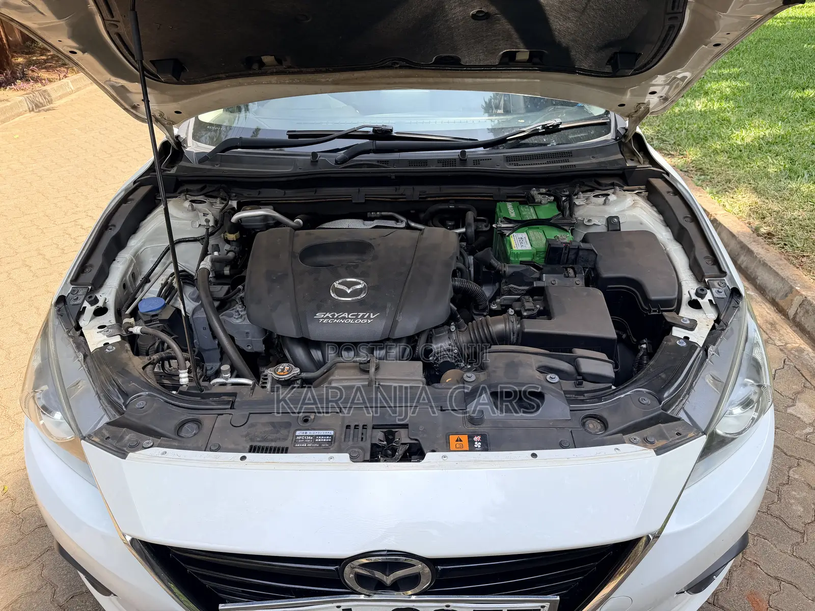 Mazda Axela 2015 White