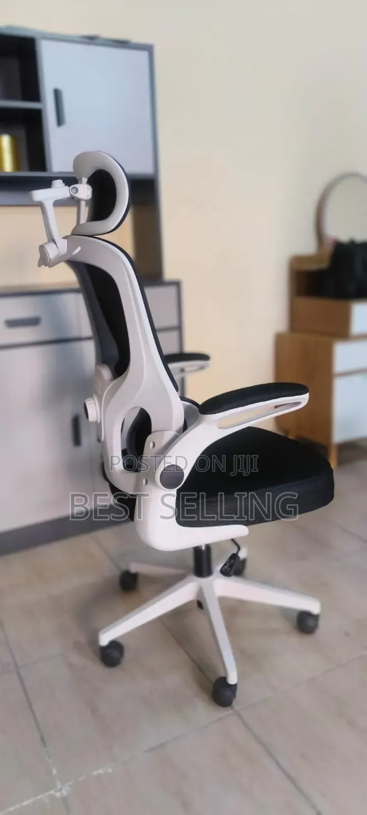 White Black Executive Office Chair With Lumbar Support
