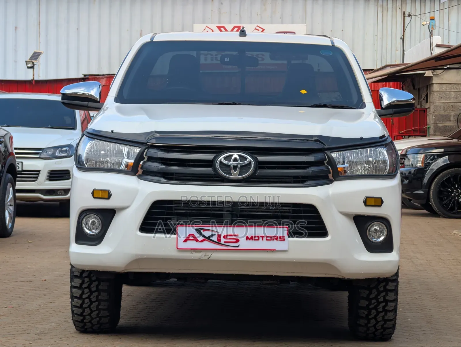 Toyota Hilux 2020 White