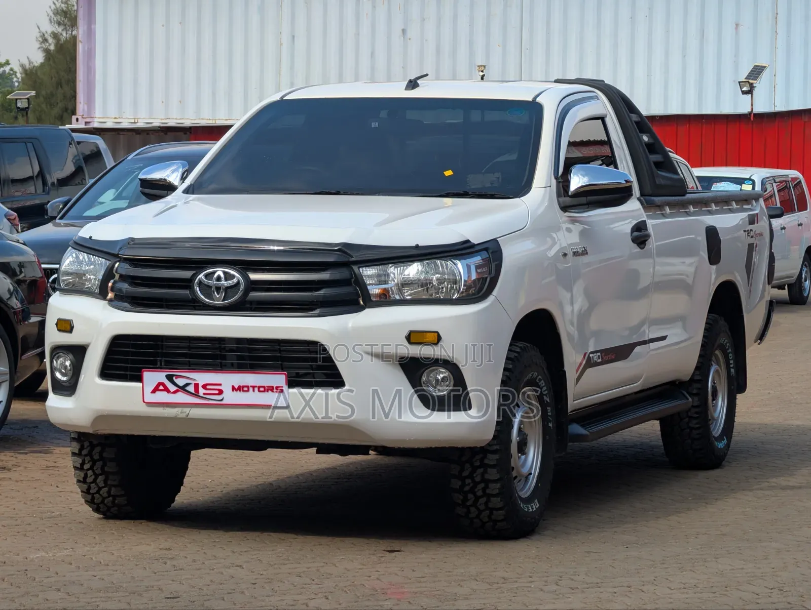 Toyota Hilux 2020 White