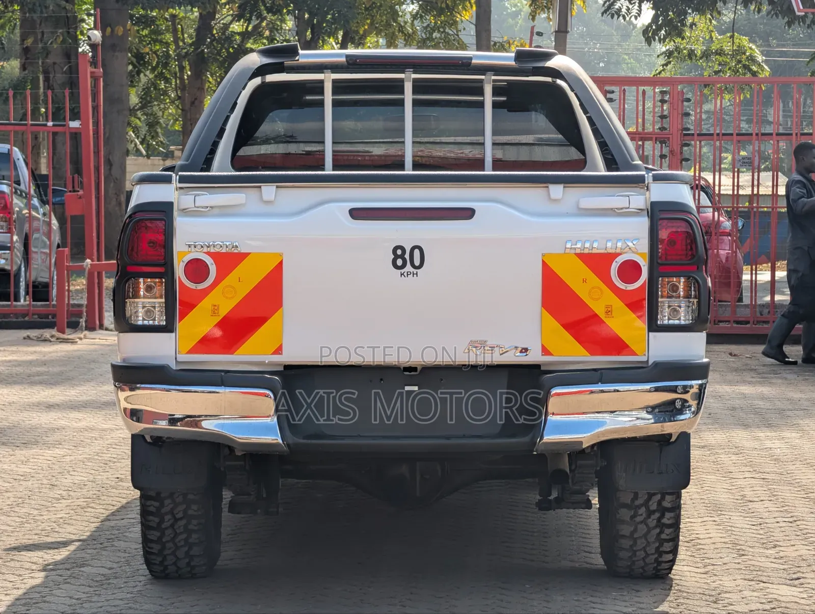 Toyota Hilux 2020 White