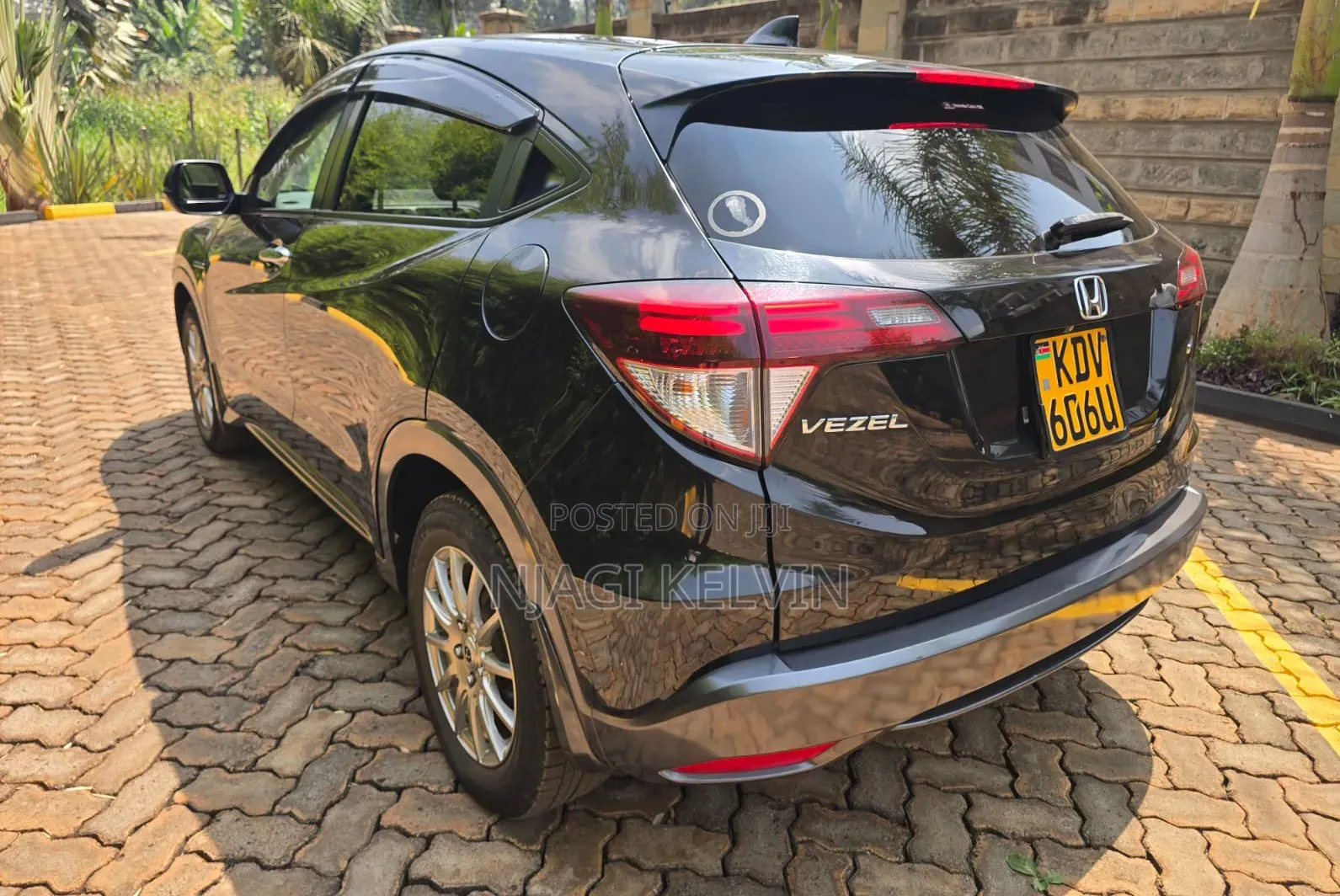 Honda Vezel 1.5 Hybrid 2WD 2018 Black