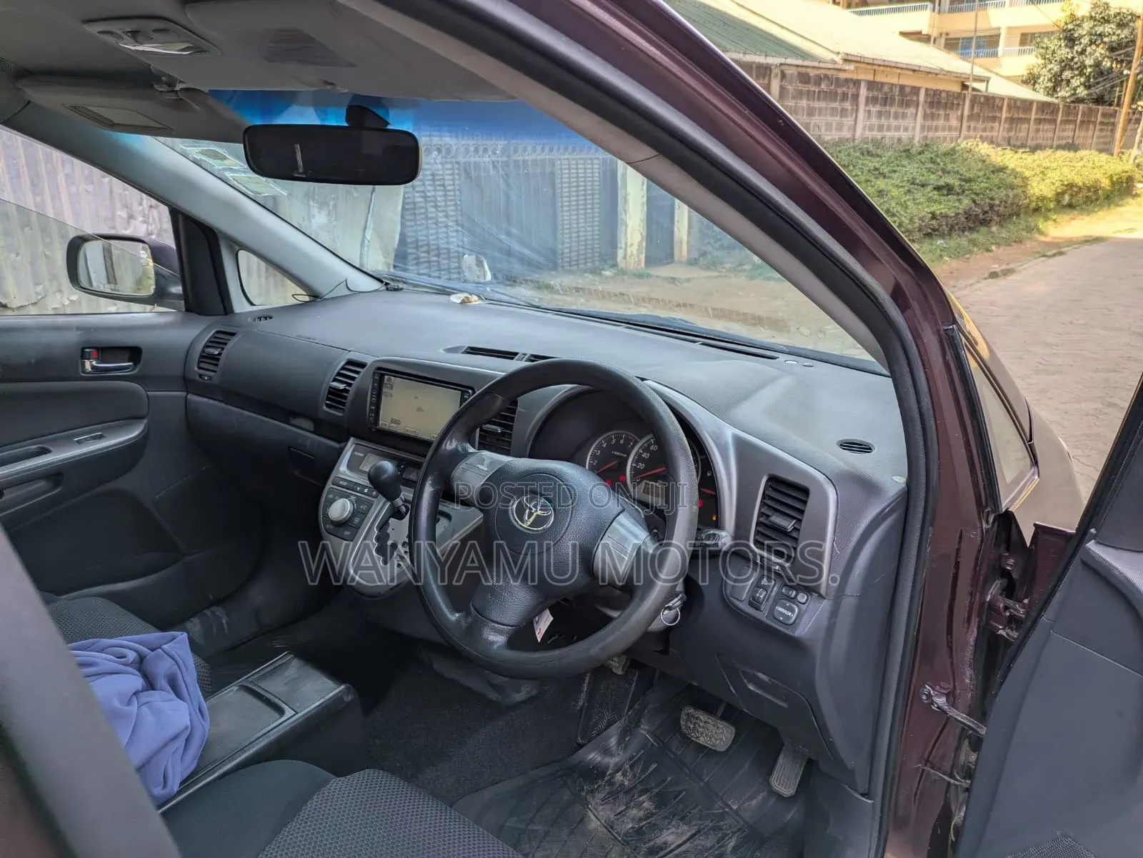 Toyota Wish 2008 Maroon