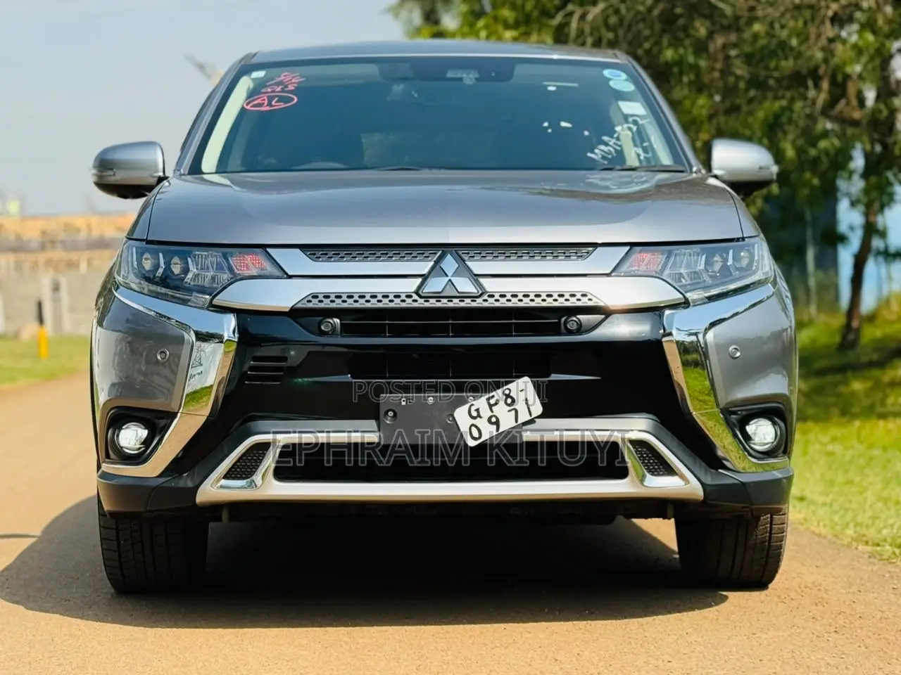 Mitsubishi Outlander 2019 Silver