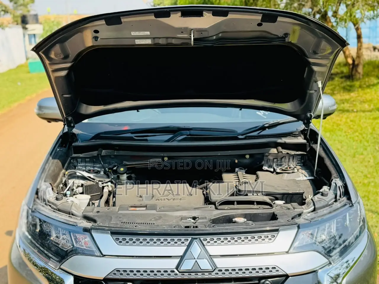 Mitsubishi Outlander 2019 Silver