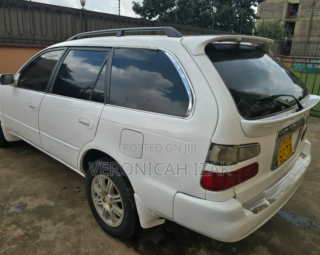 Toyota Corolla 1998 White