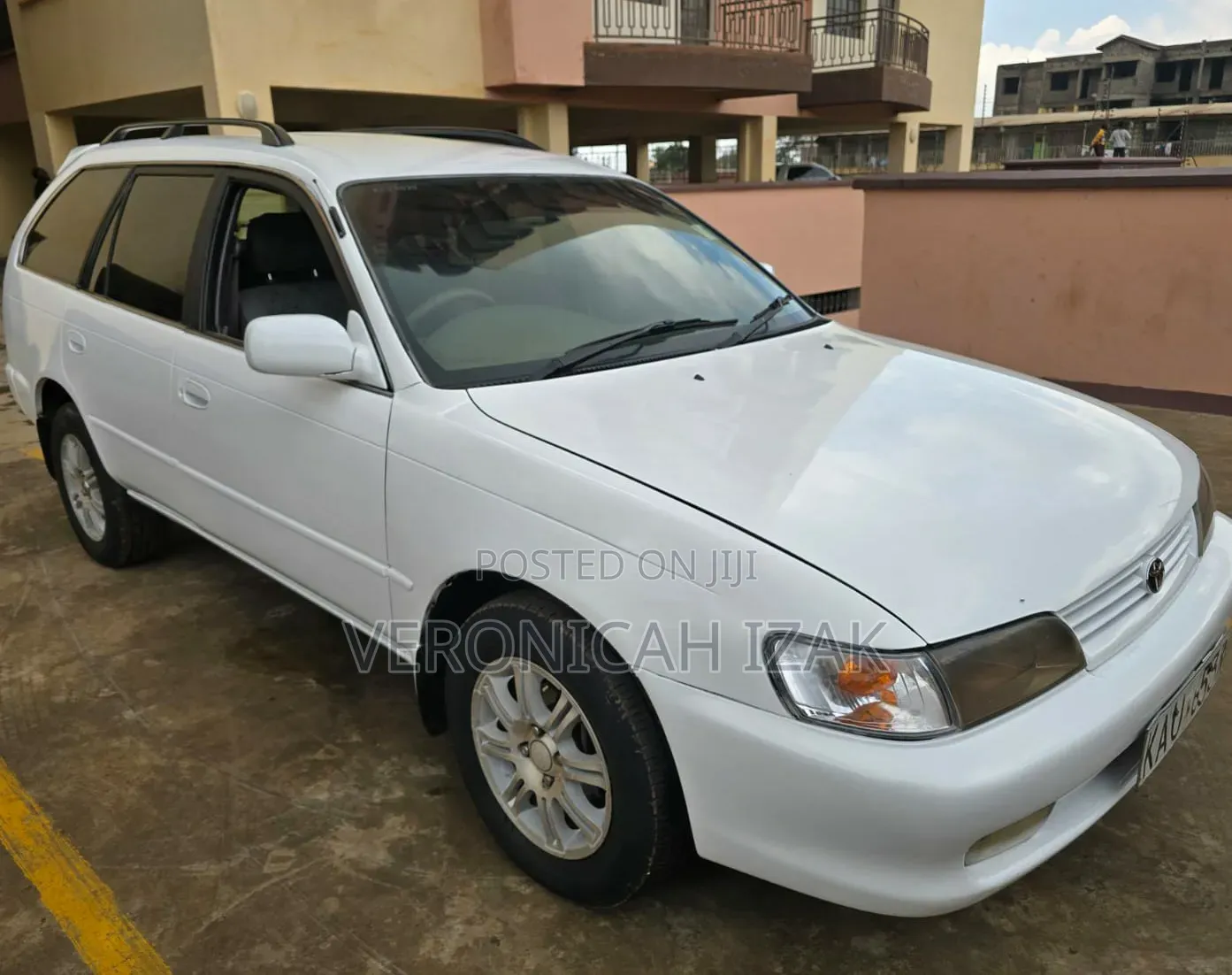 Toyota Corolla 1998 White