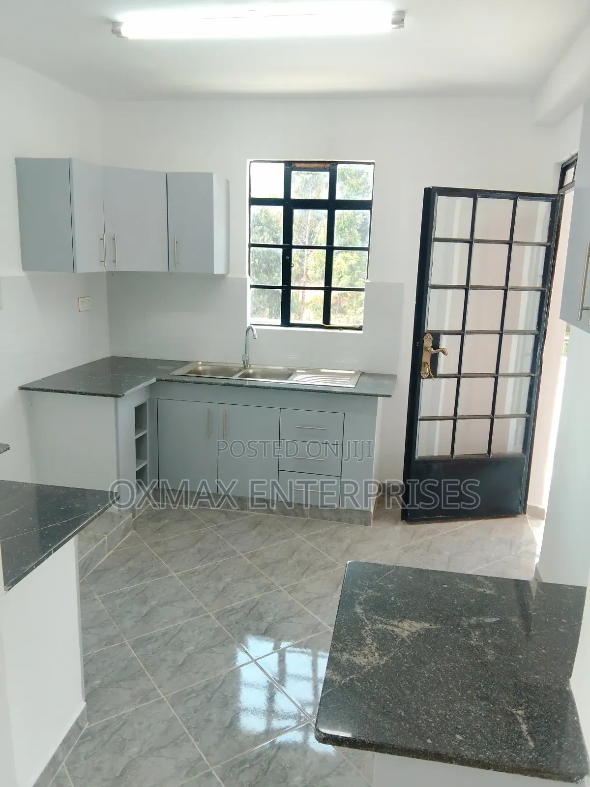 2bdrm Penthouse in Patrick Mburu, Ruaka for sale