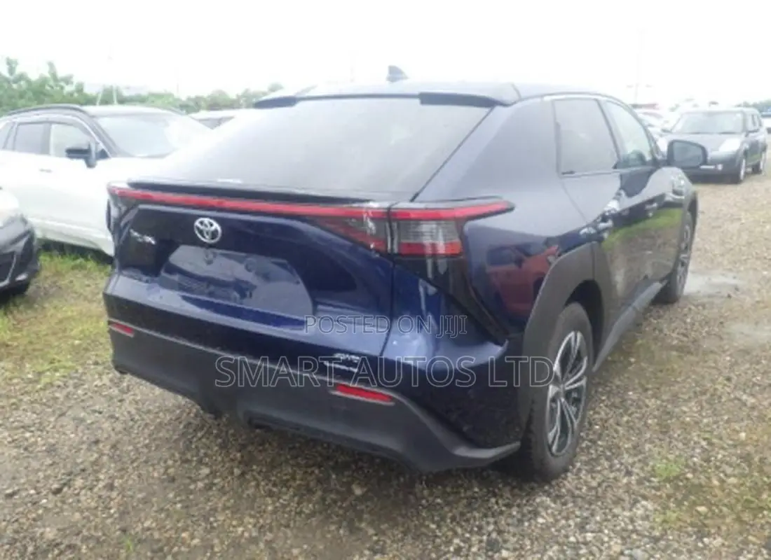Toyota bZ4X 2022 Blue