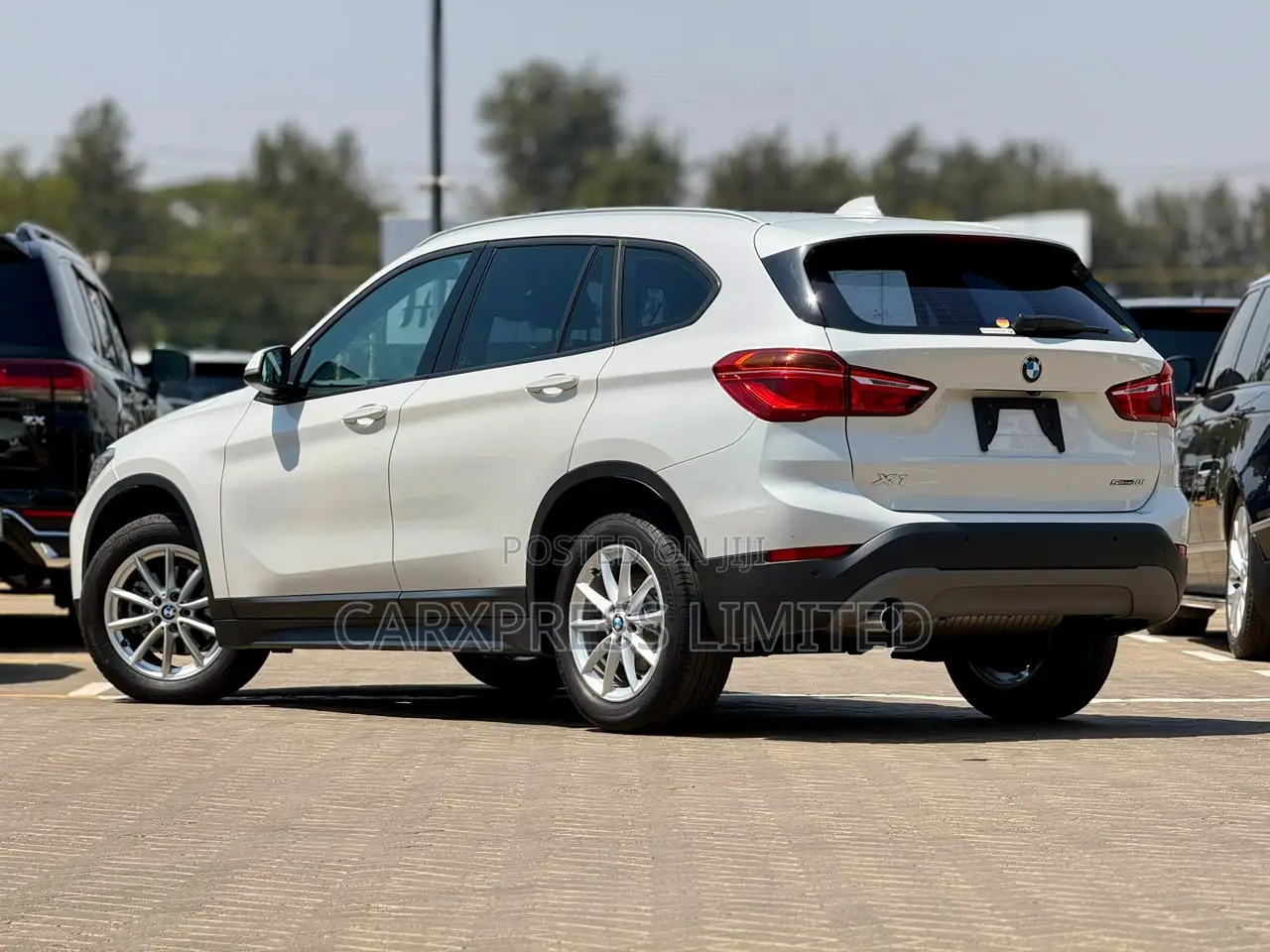 BMW X1 sDrive28i FWD 2019 White