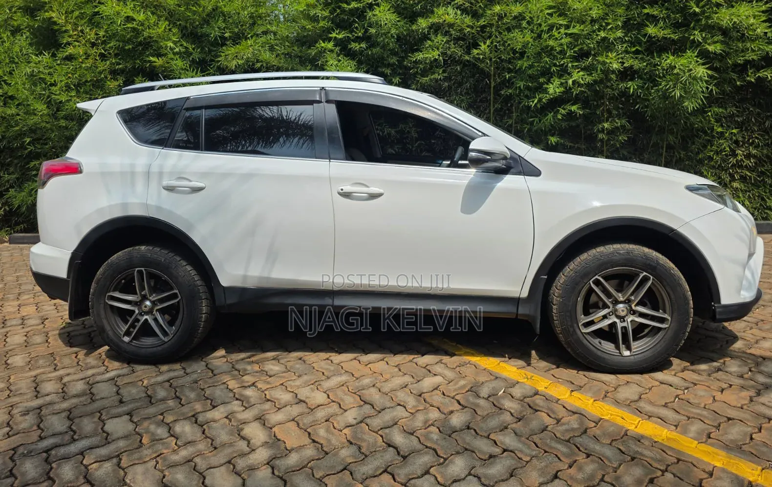 Toyota RAV4 2014 White
