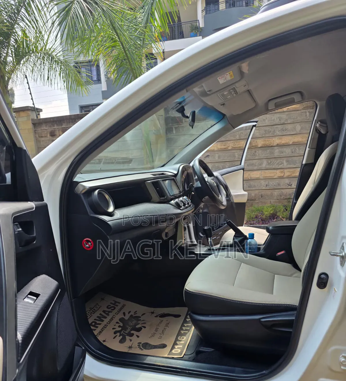 Toyota RAV4 2014 White