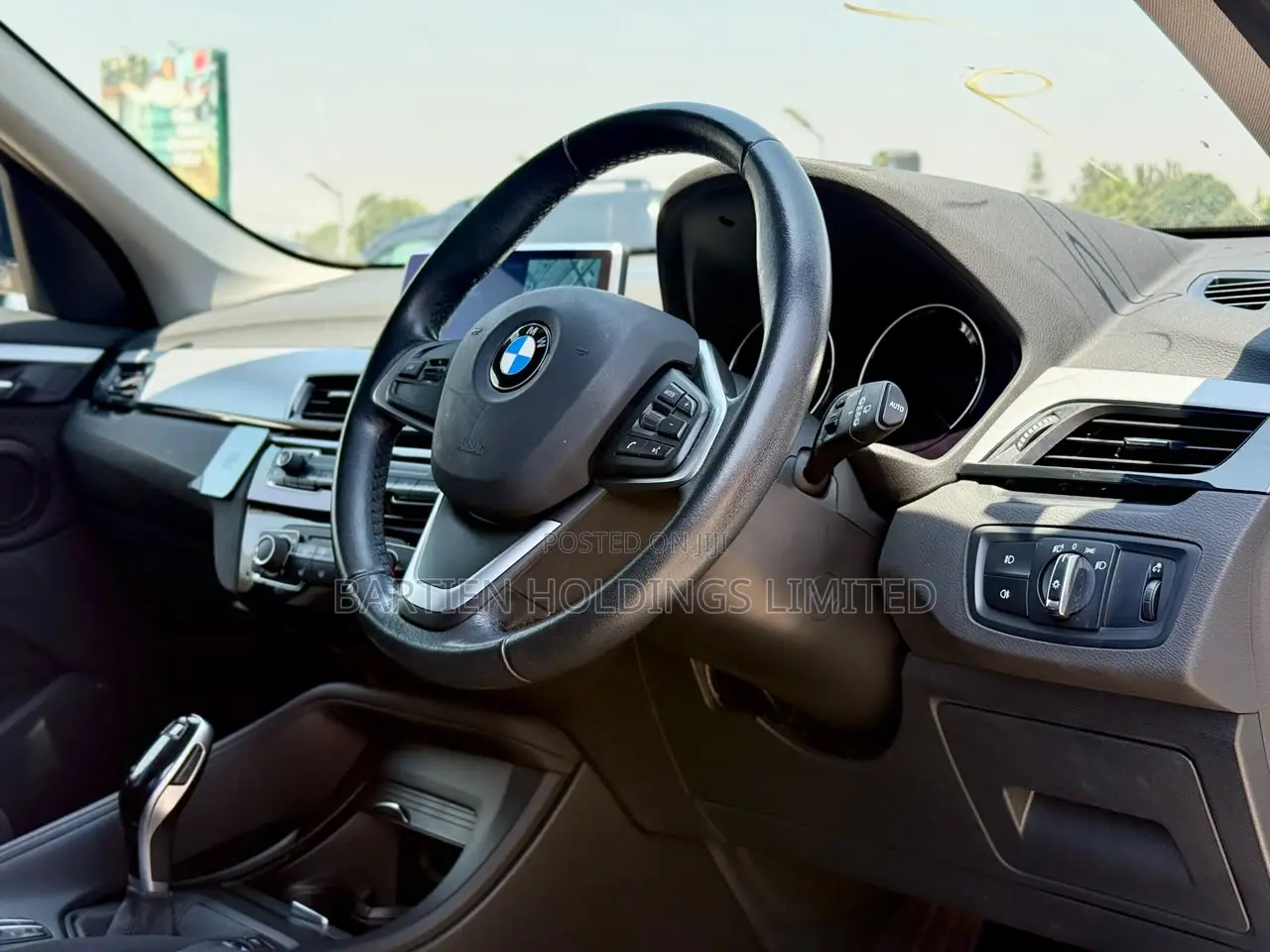 BMW X1 sDrive28i FWD 2019 White