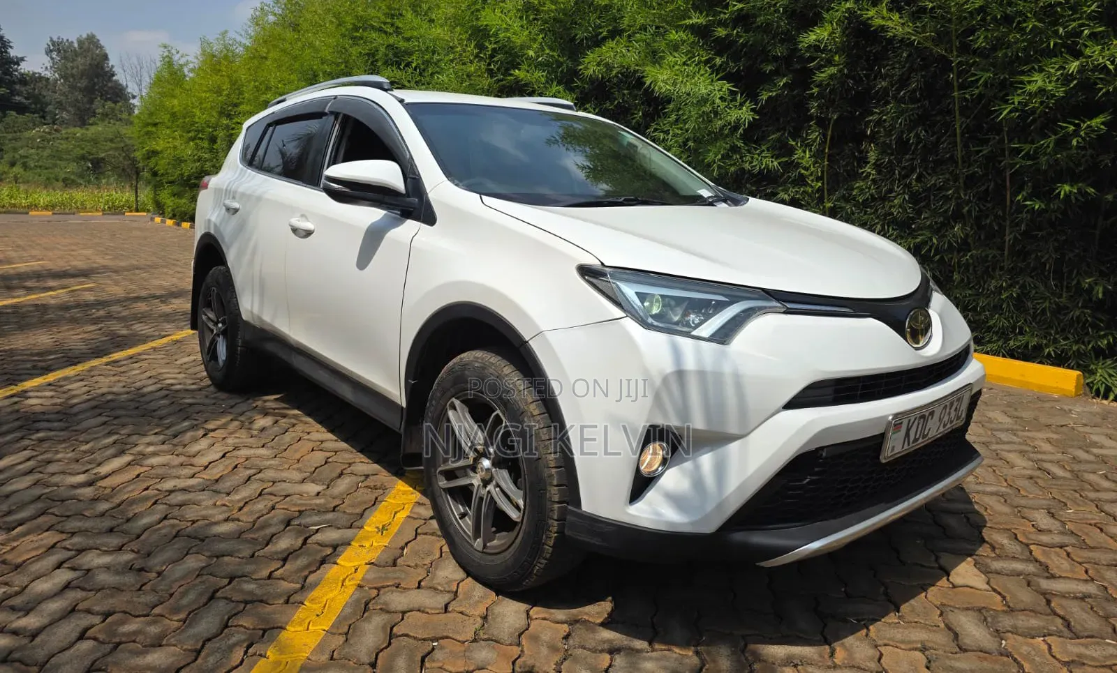 Toyota RAV4 2014 White