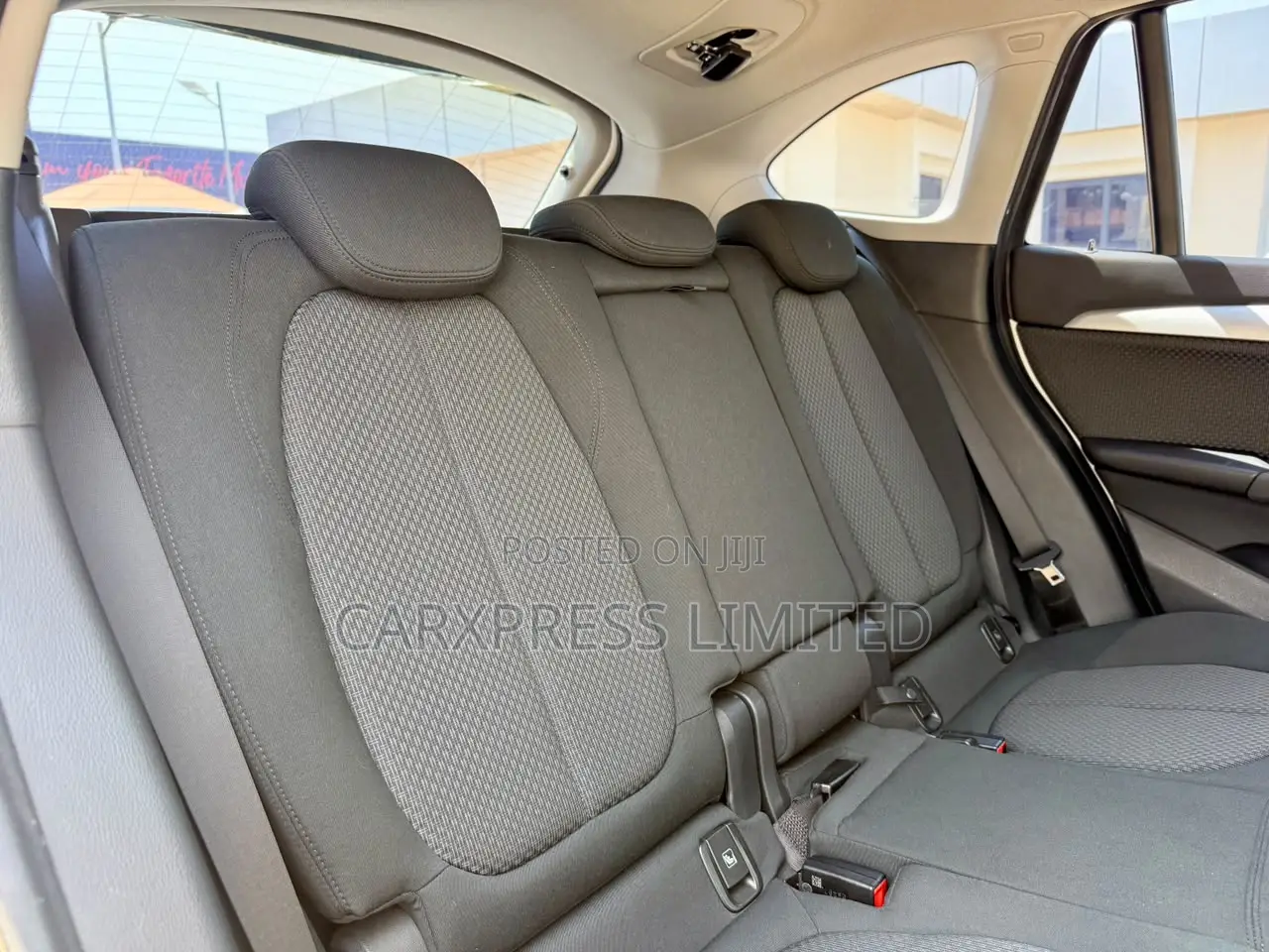 BMW X1 sDrive28i FWD 2019 White
