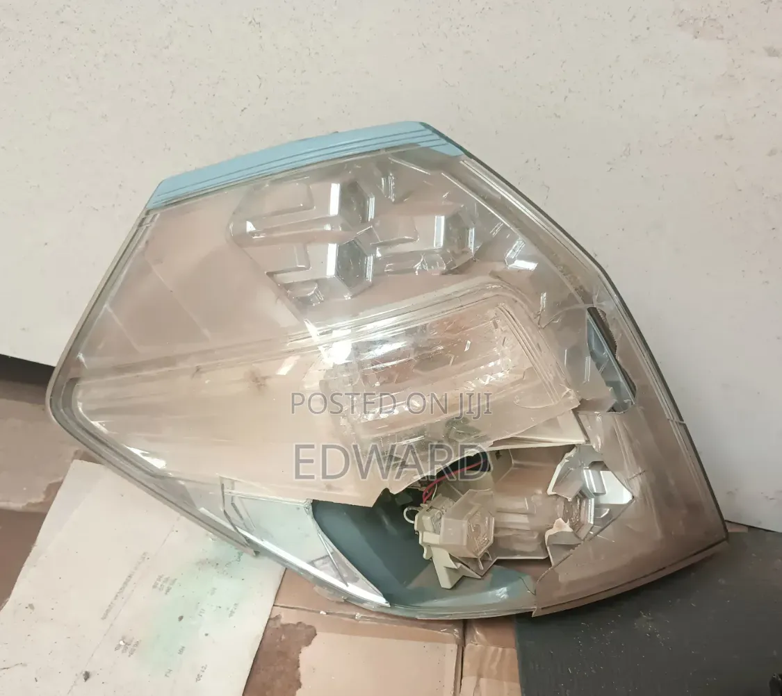 Honda Fit/ Shuttle Rear Light