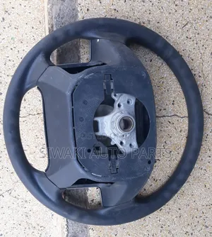 Toyota Noah ZR70 2010/2012 Stealing Wheel