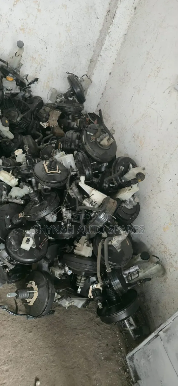 Brake Boosters and Brake Master Cylinder for Uber Cars