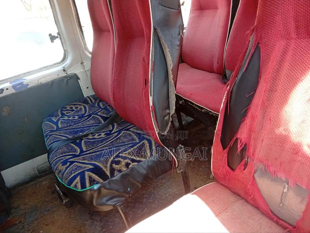 Nissan Caravan (Urvan) 1998 White - thumbnail 6