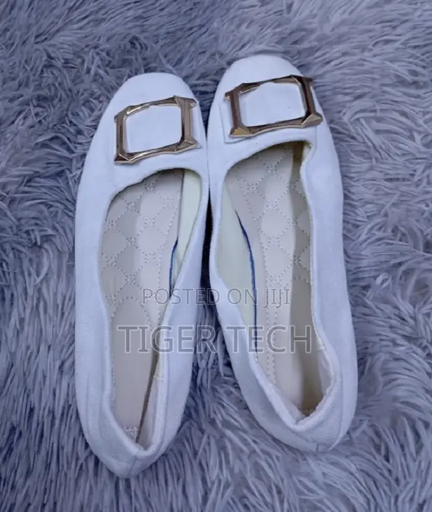 White Gold Square Buckle Women's Flat Shoes