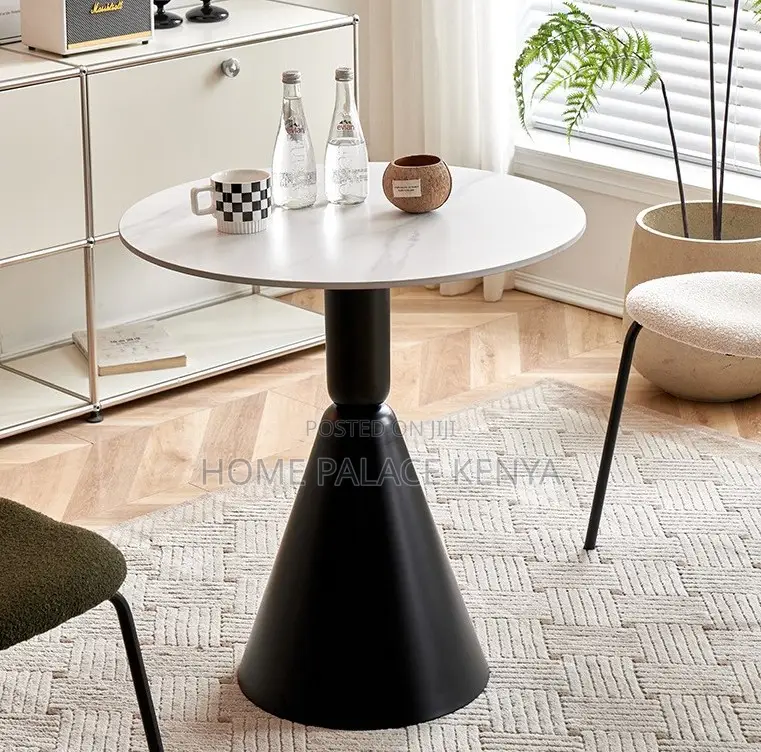 Round Table: Funnel Foot Pedestal Marble Table