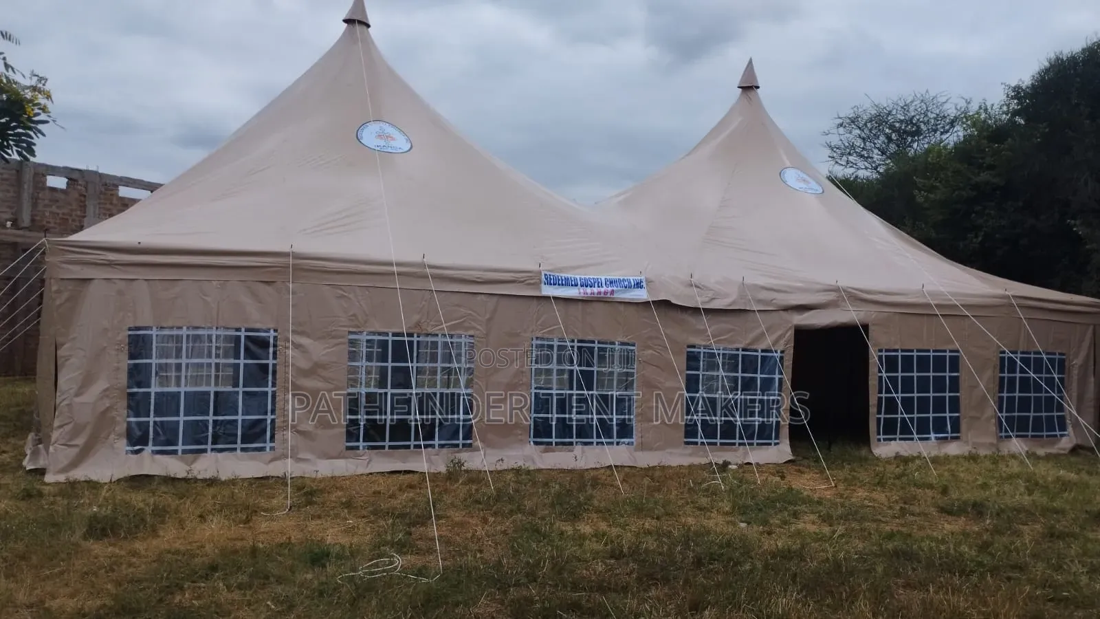 500 Seater Dome Tent- Cream