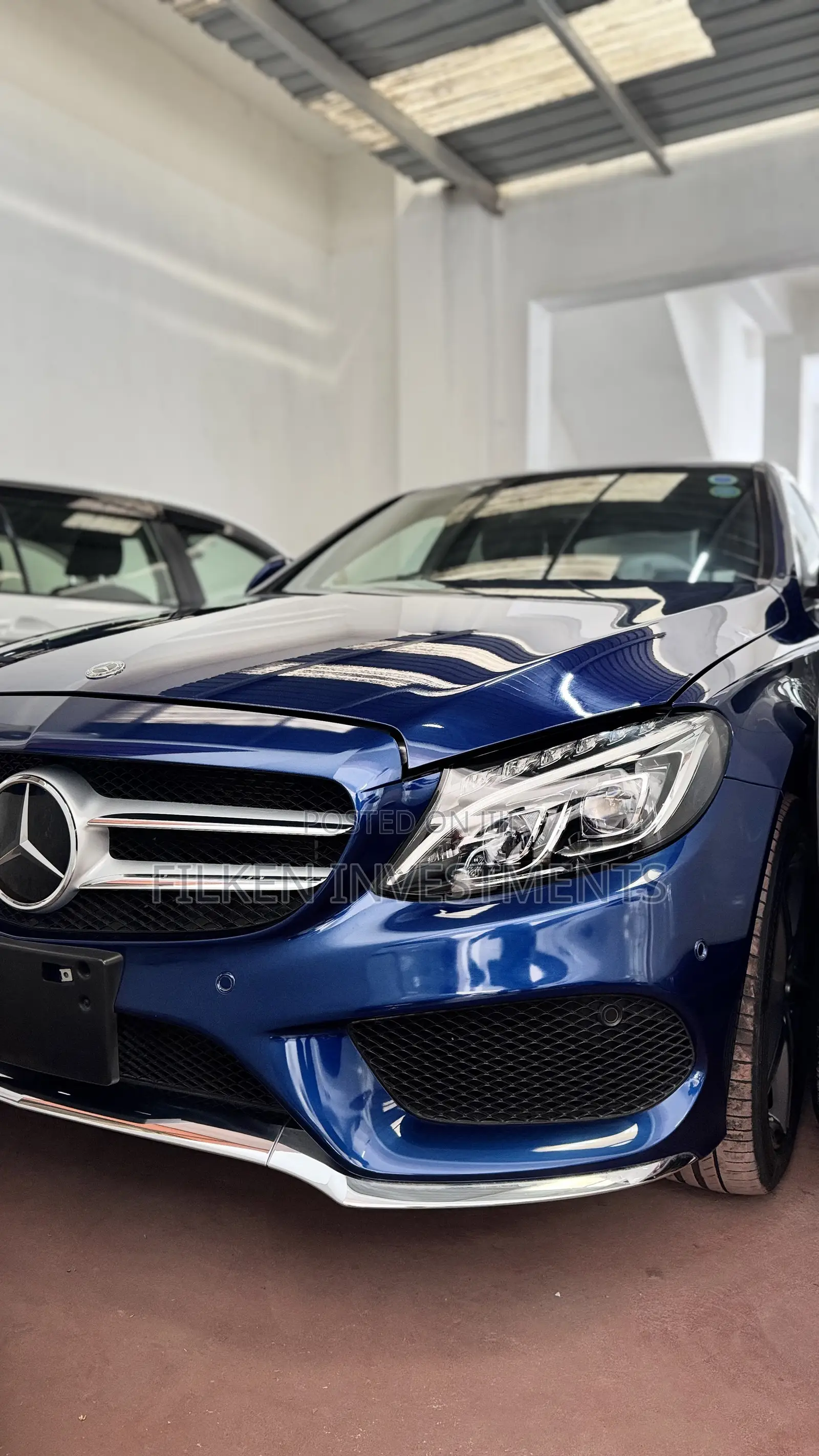 Mercedes-Benz C200 2019 Blue