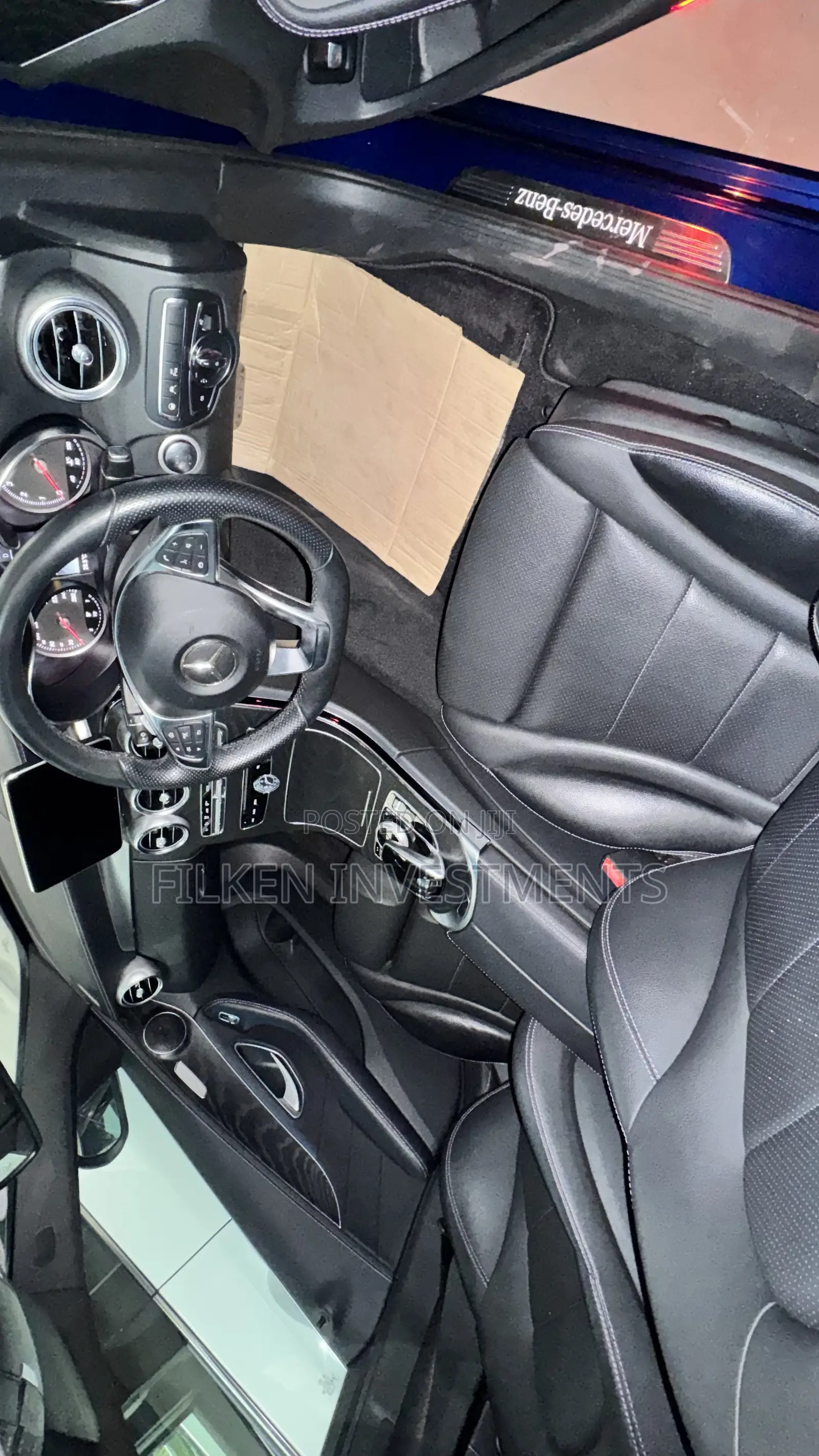 Mercedes-Benz C200 2019 Blue