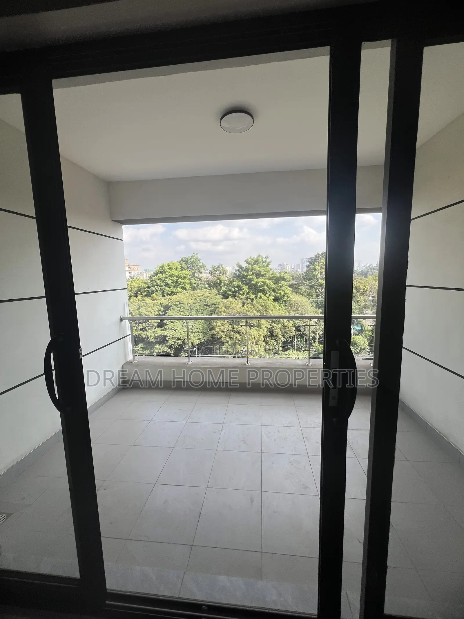 2bdrm Apartment in Riverside Drive for rent