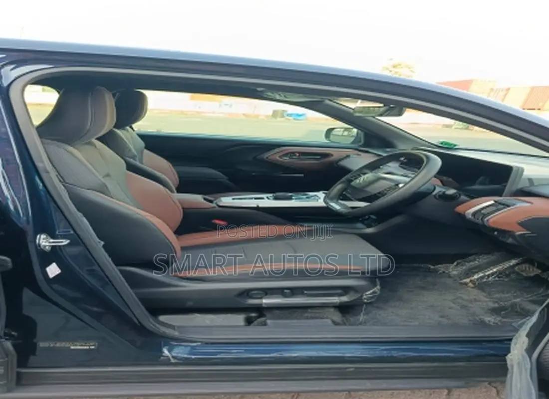 New Suzuki Vitara 2025 Blue