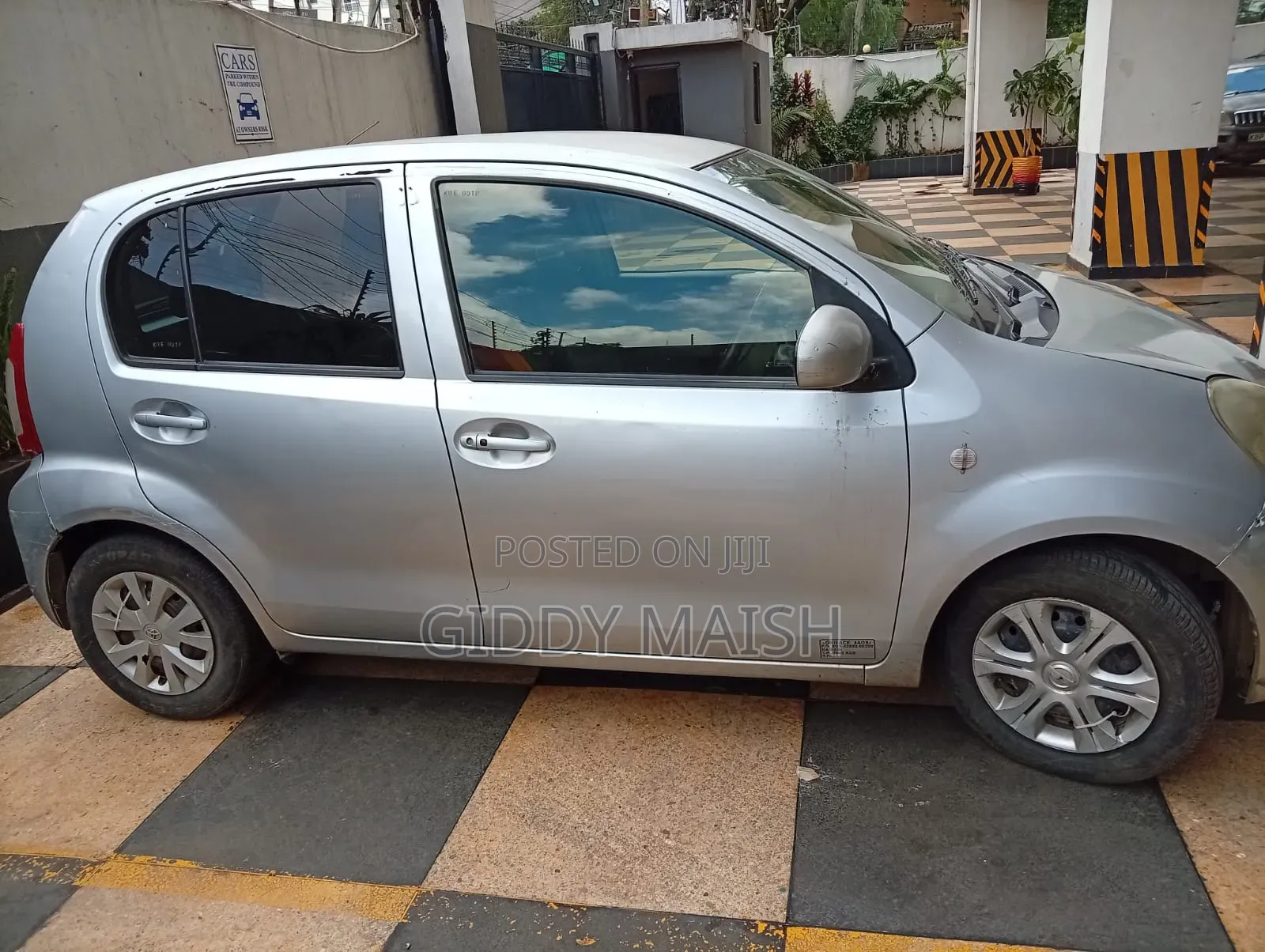 Toyota Passo 2014 Silver