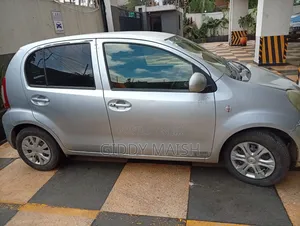 Toyota Passo 2014 Silver