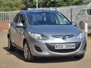 Mazda Demio 2012 Silver