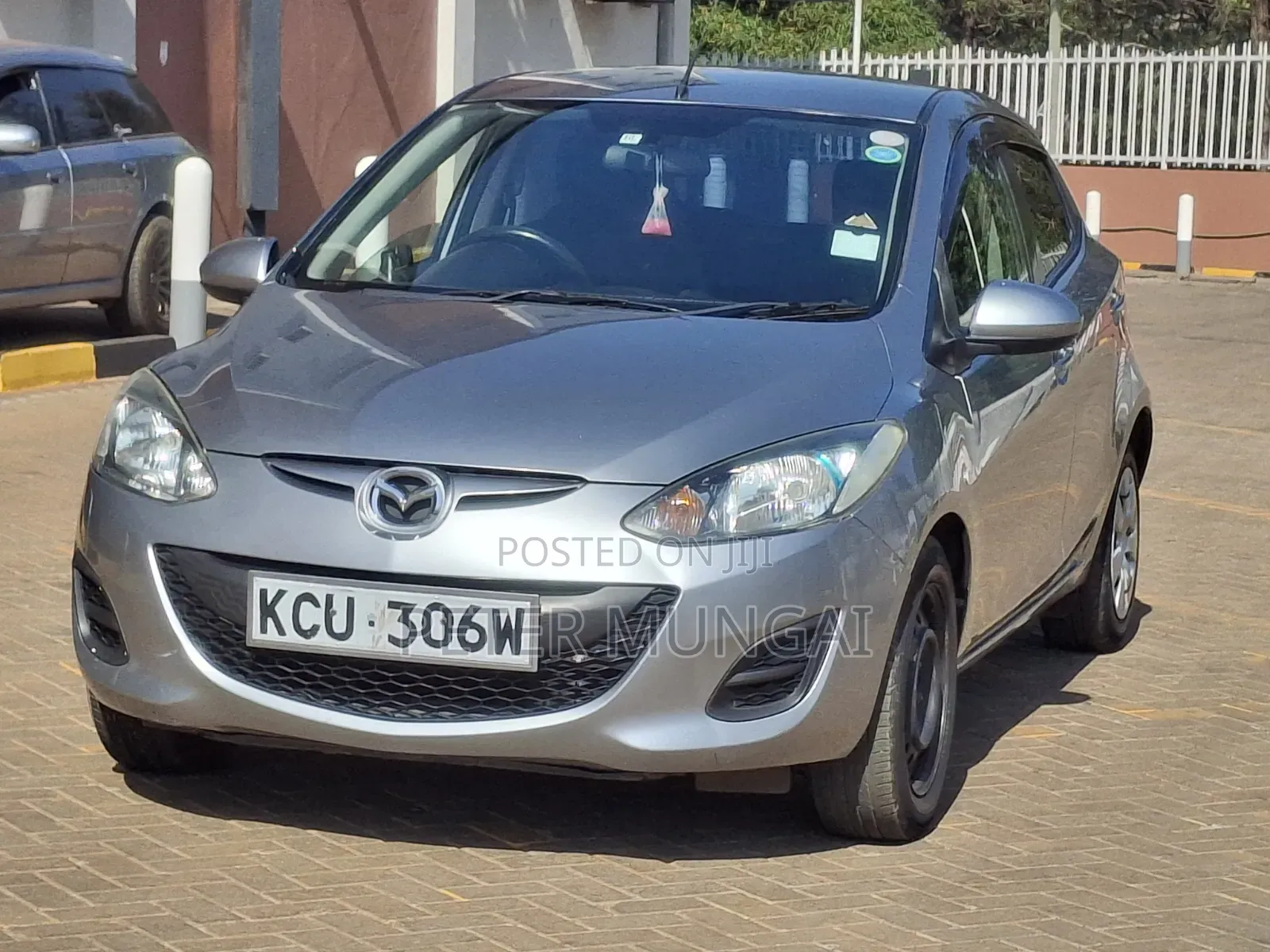 Mazda Demio 2012 Silver