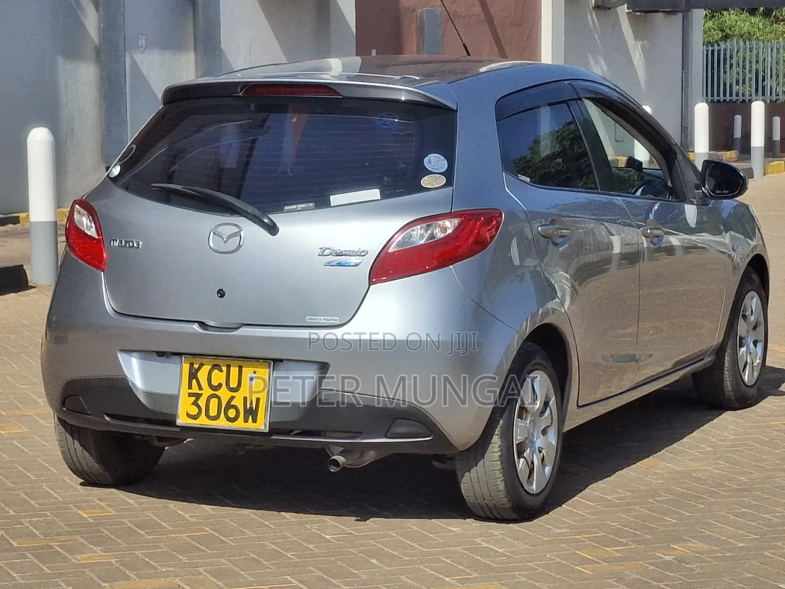 Mazda Demio 2012 Silver