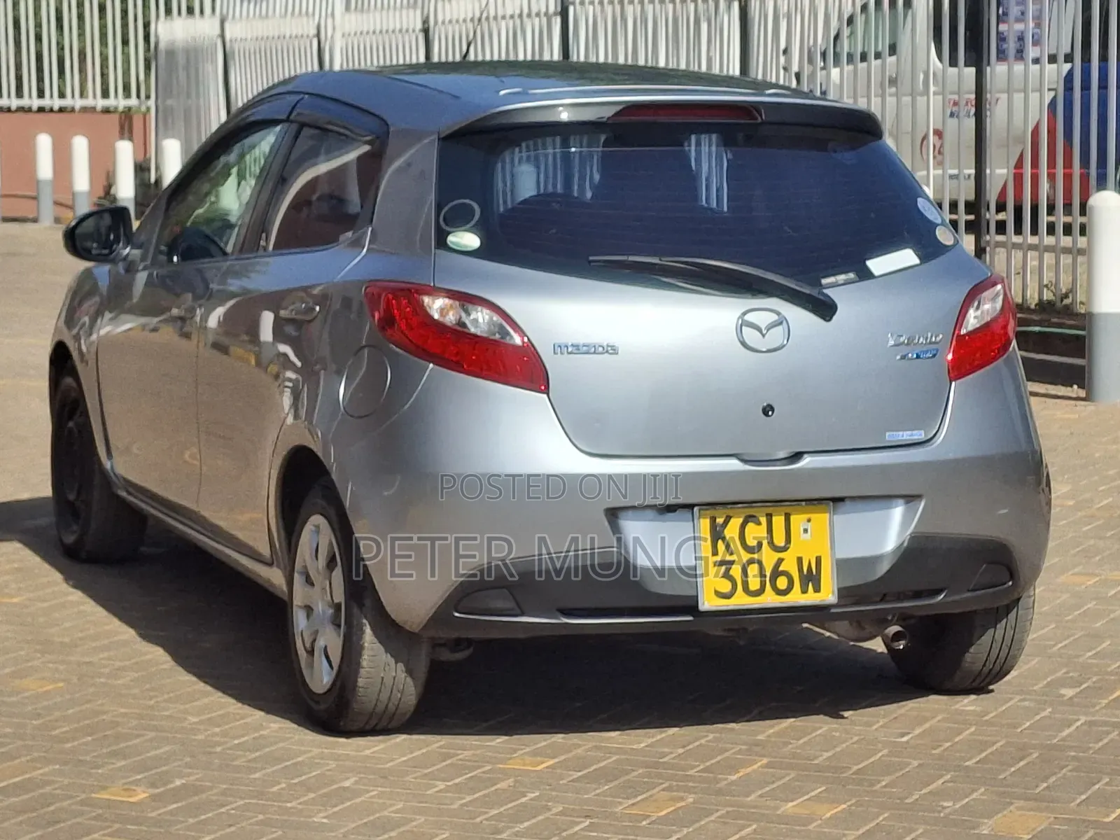 Mazda Demio 2012 Silver