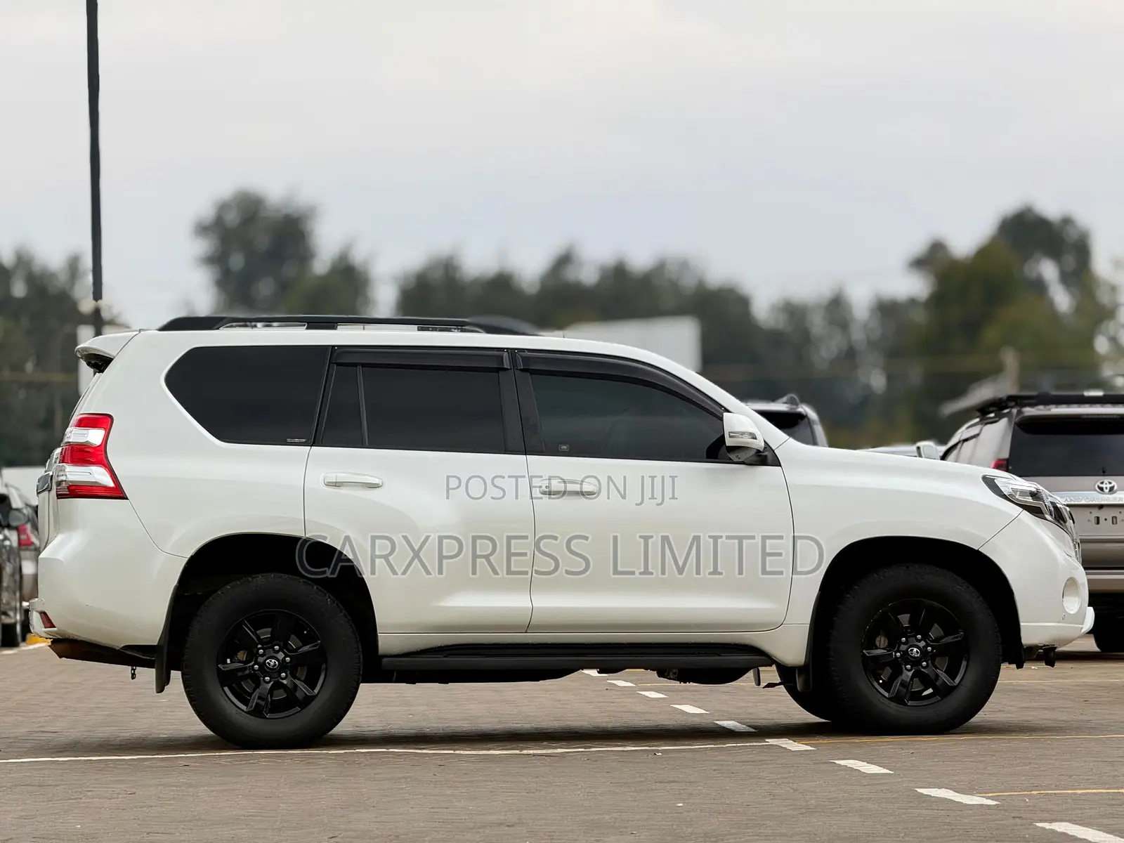 Toyota Land Cruiser Prado 2.8 D-4D 2016 White