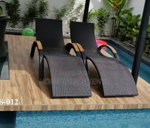 Day Bed: Curved S Shaped Rattan Sunbed