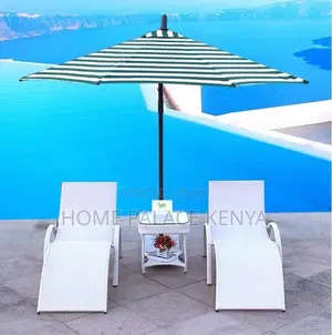 Day Bed: Curved S Shaped Rattan Sunbed
