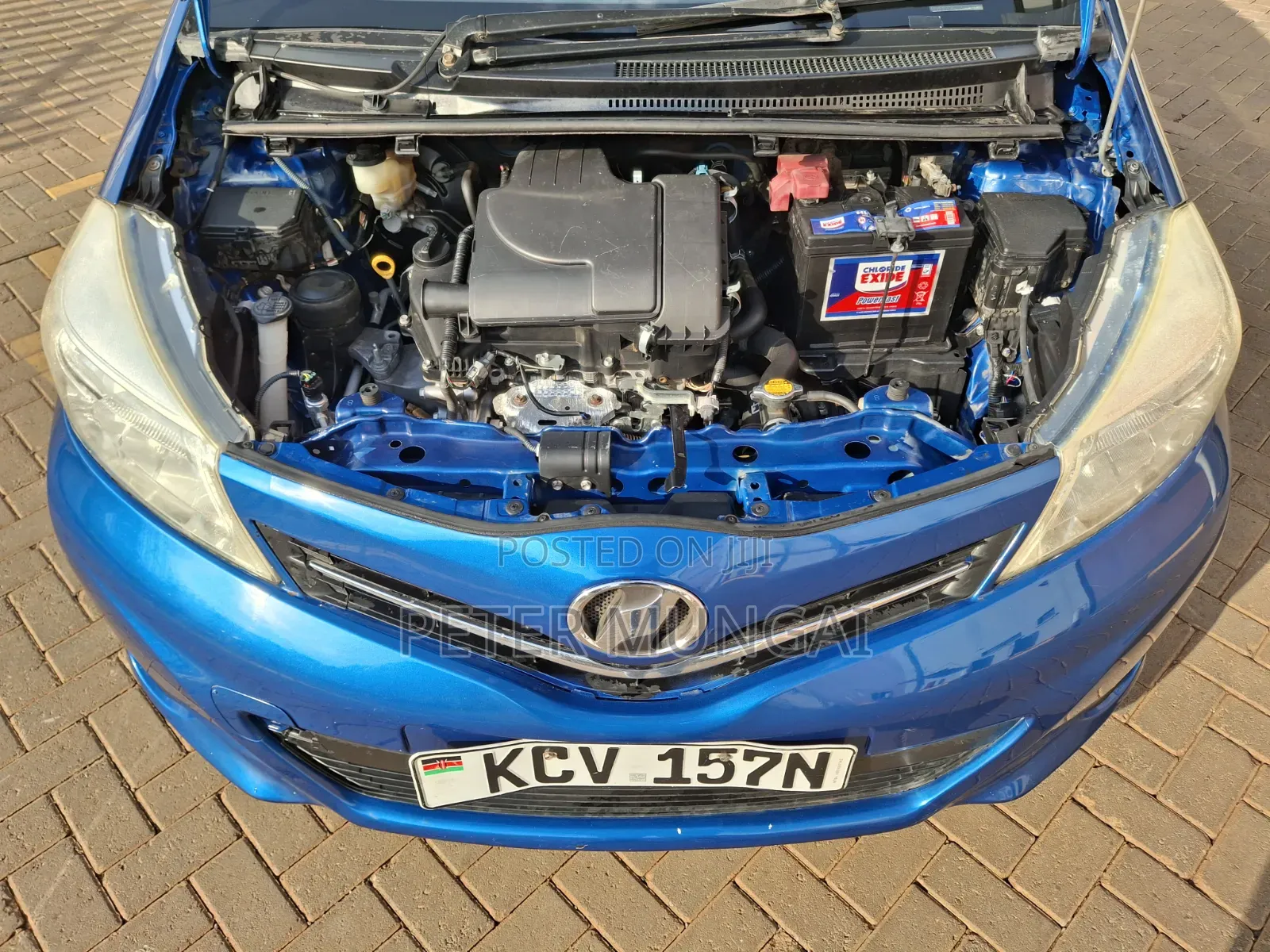 Toyota Vitz 2012 Blue