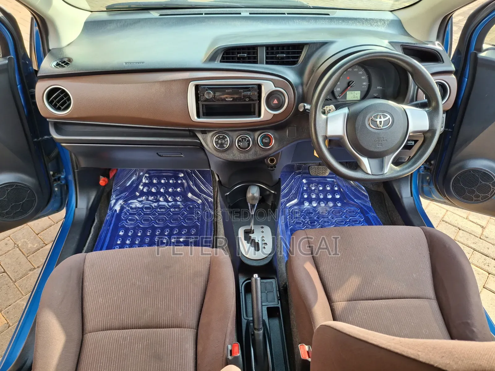 Toyota Vitz 2012 Blue