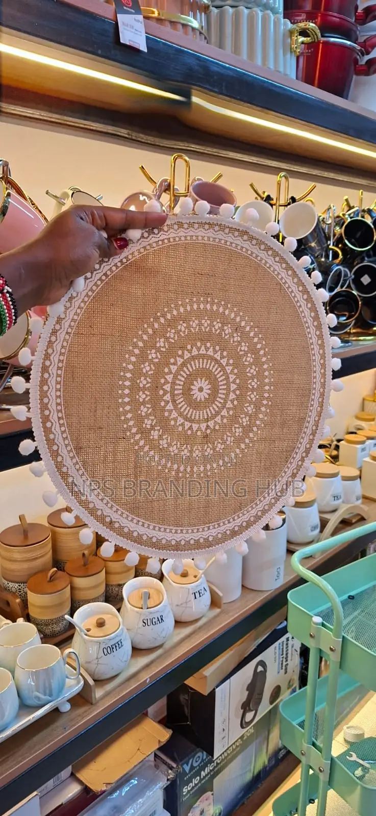 Round Wooven Jute Table mats(el.b