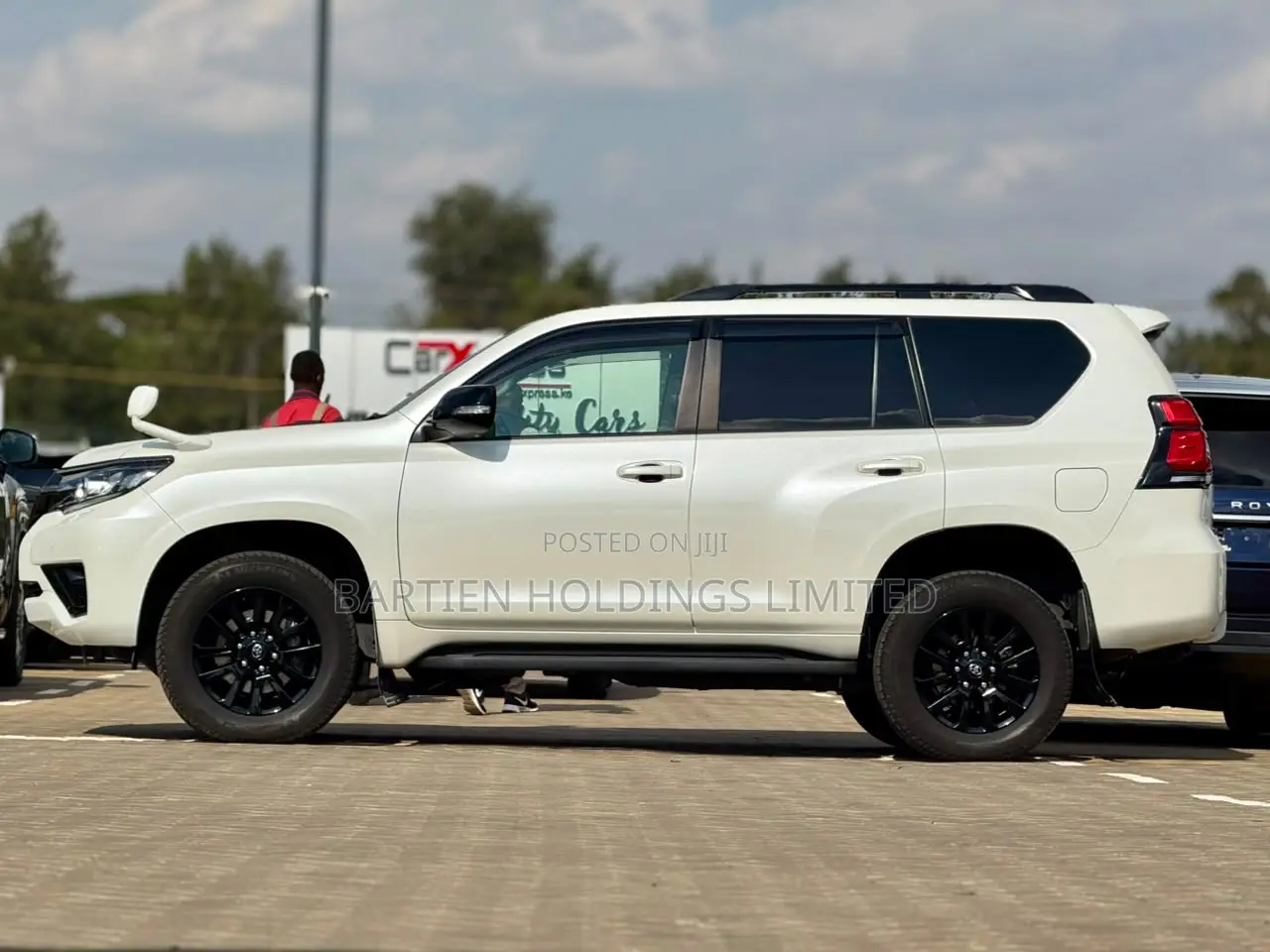 Toyota Land Cruiser Prado 2.8 2022 White