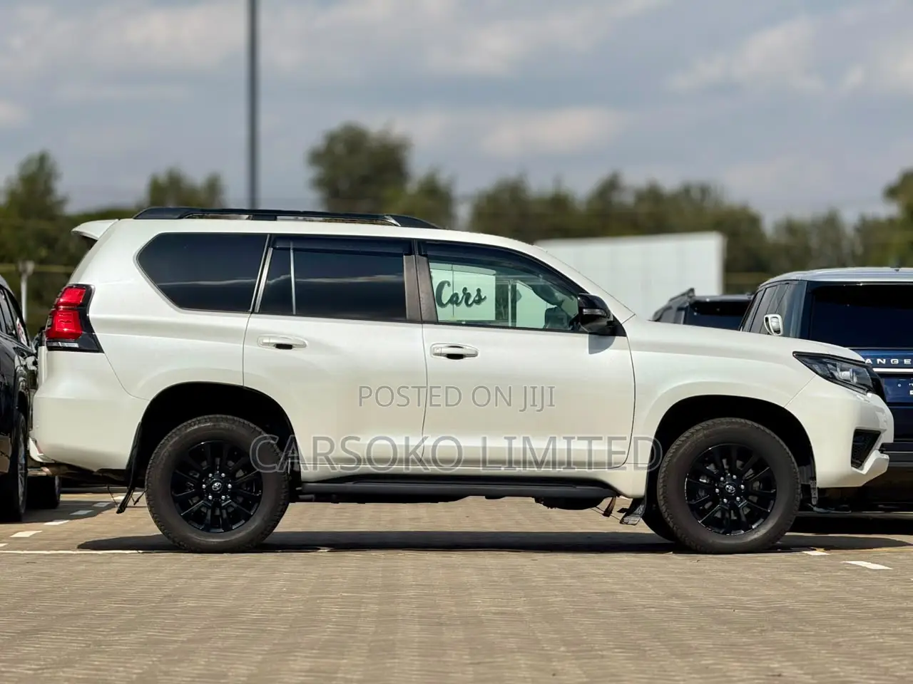 Toyota Land Cruiser Prado 2.8 2022 White