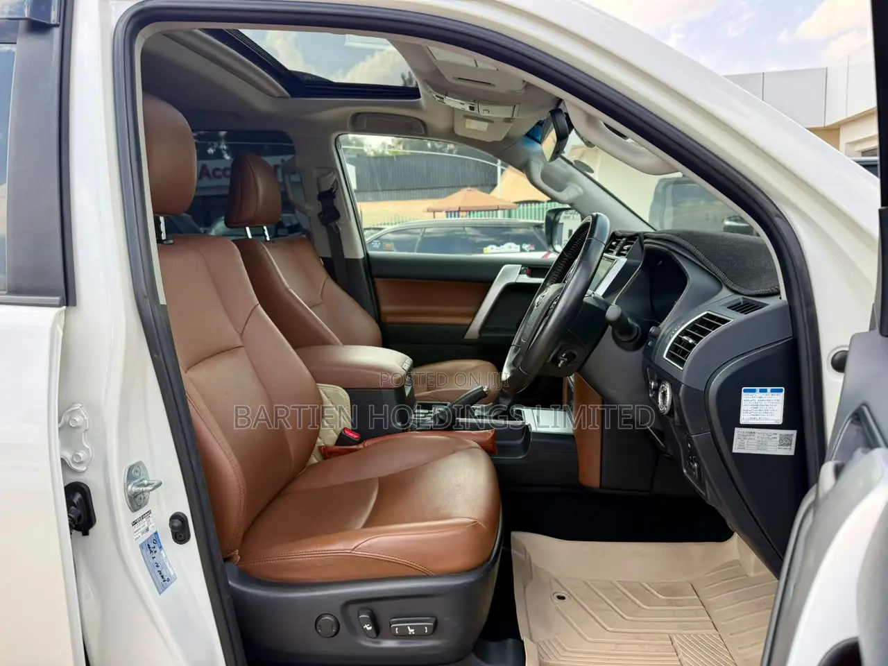 Toyota Land Cruiser Prado 2.8 2022 White